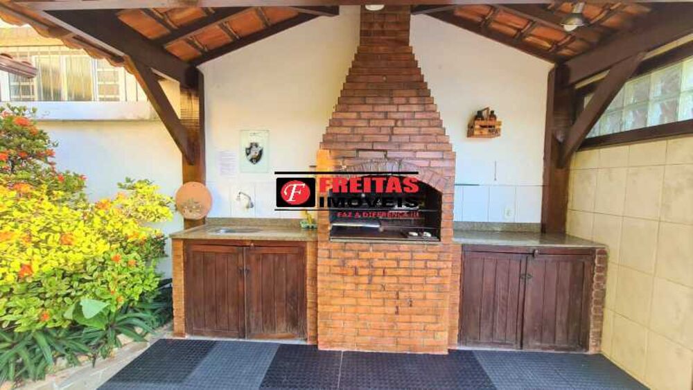 Casa à venda com 4 quartos, 260m² - Foto 13
