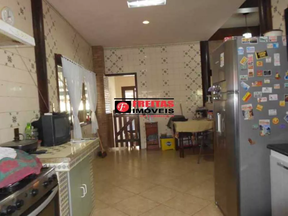 Casa, 3 quartos, 264 m² - Foto 18