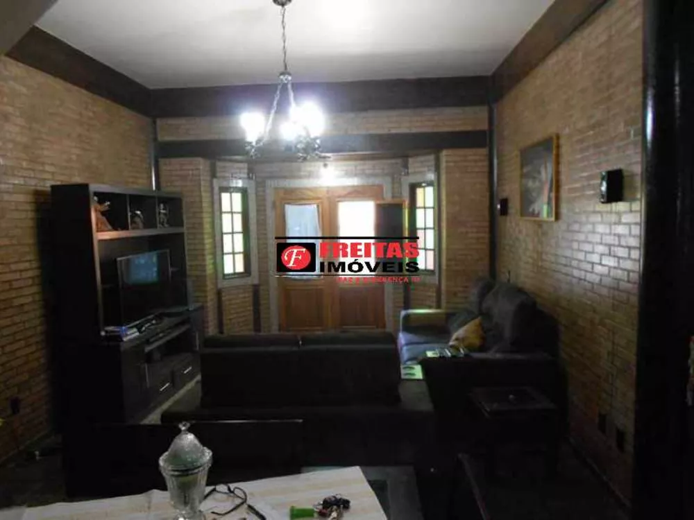Casa, 3 quartos, 264 m² - Foto 11