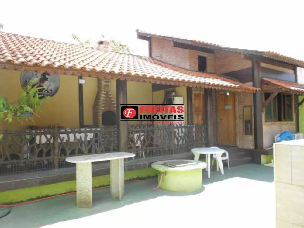 Casa, 3 quartos, 264 m² - Foto 24