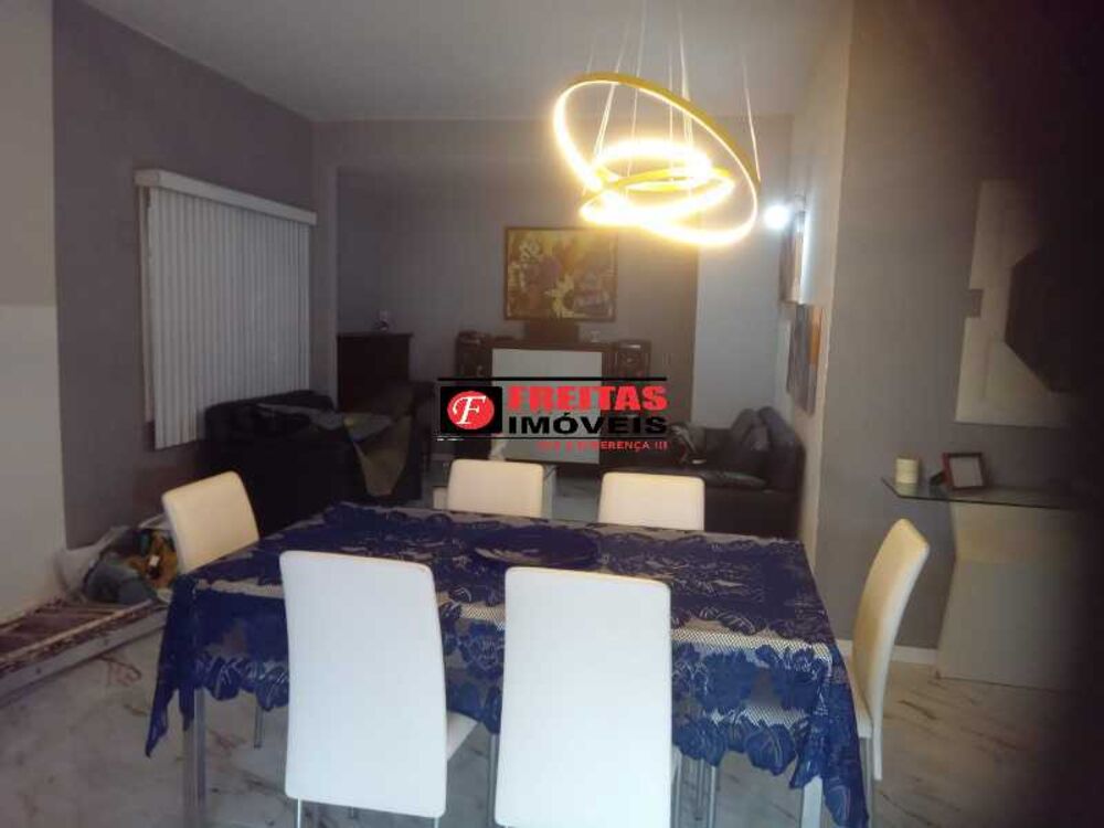 Casa, 3 quartos, 280 m² - Foto 8