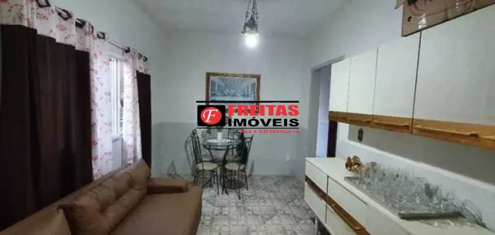 Casa, 6 quartos, 200 m² - Foto 3