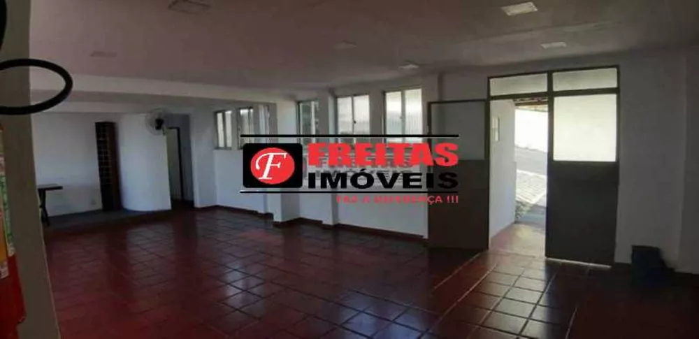 Apartamento à venda com 2 quartos, 71m² - Foto 3