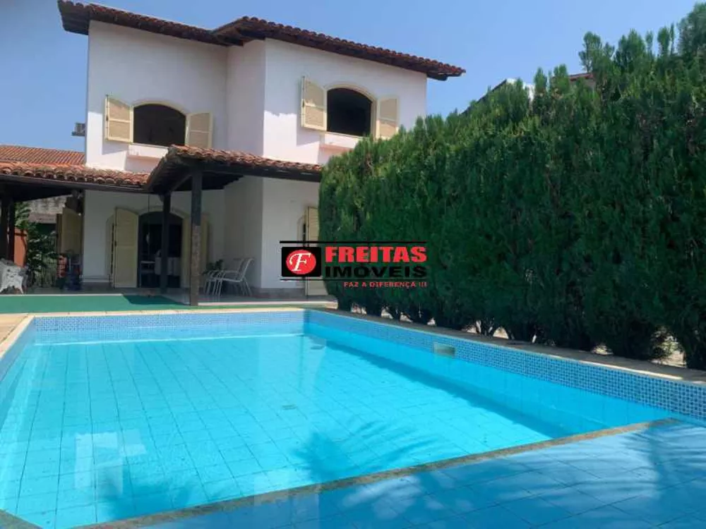 Casa, 4 quartos, 213 m² - Foto 1