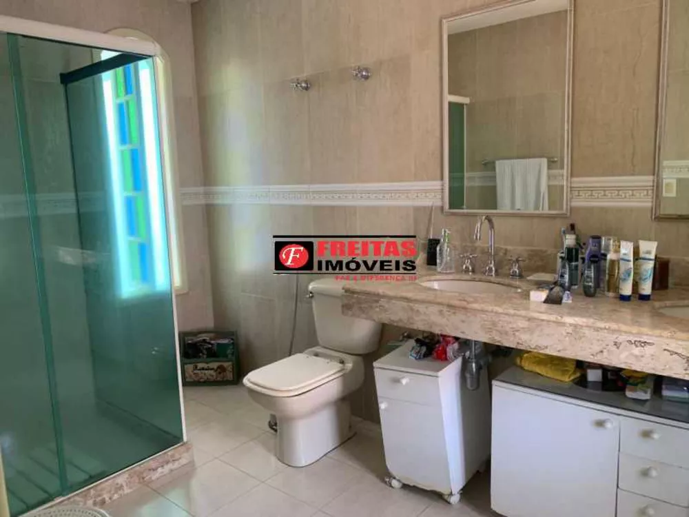 Casa, 4 quartos, 213 m² - Foto 10