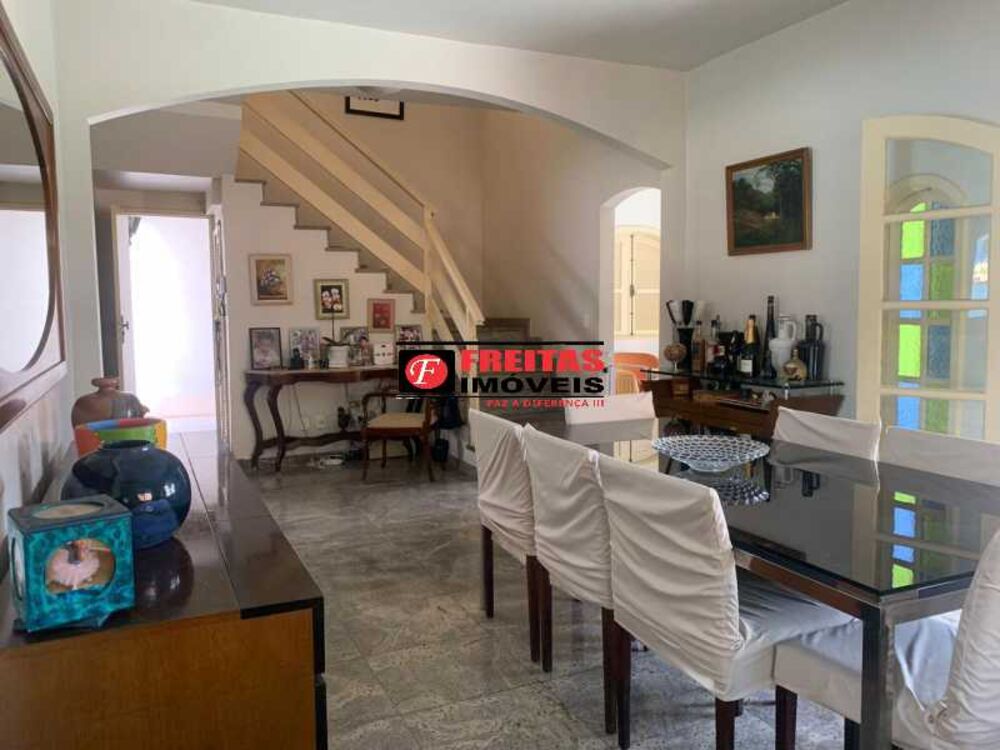 Casa, 4 quartos, 213 m² - Foto 3