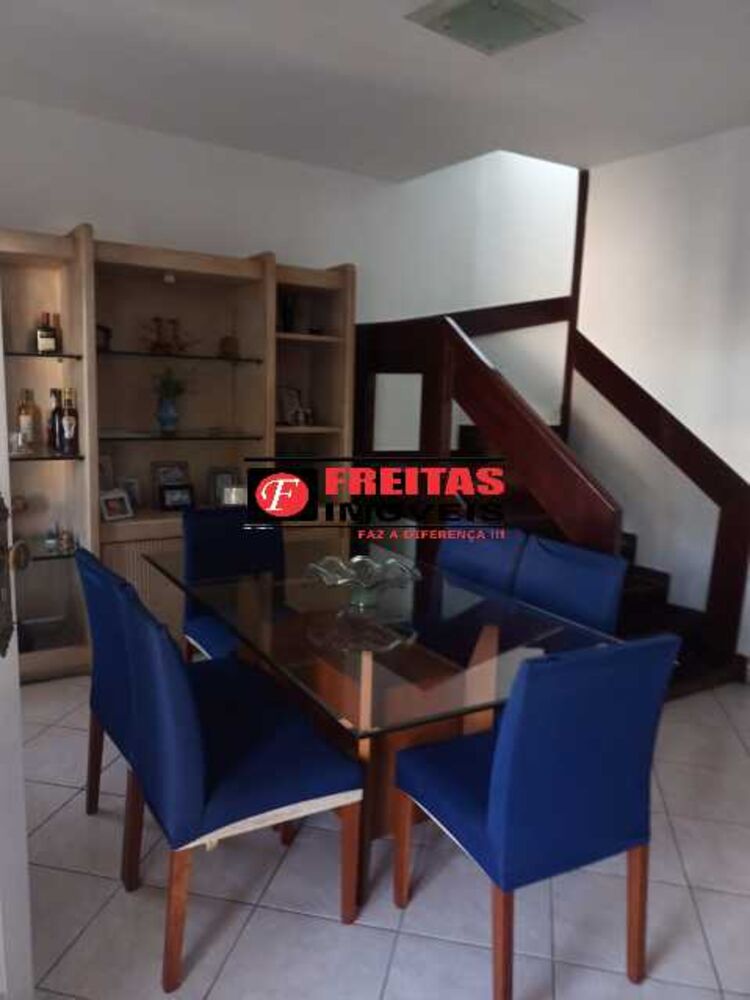 Casa à venda com 3 quartos, 380m² - Foto 4