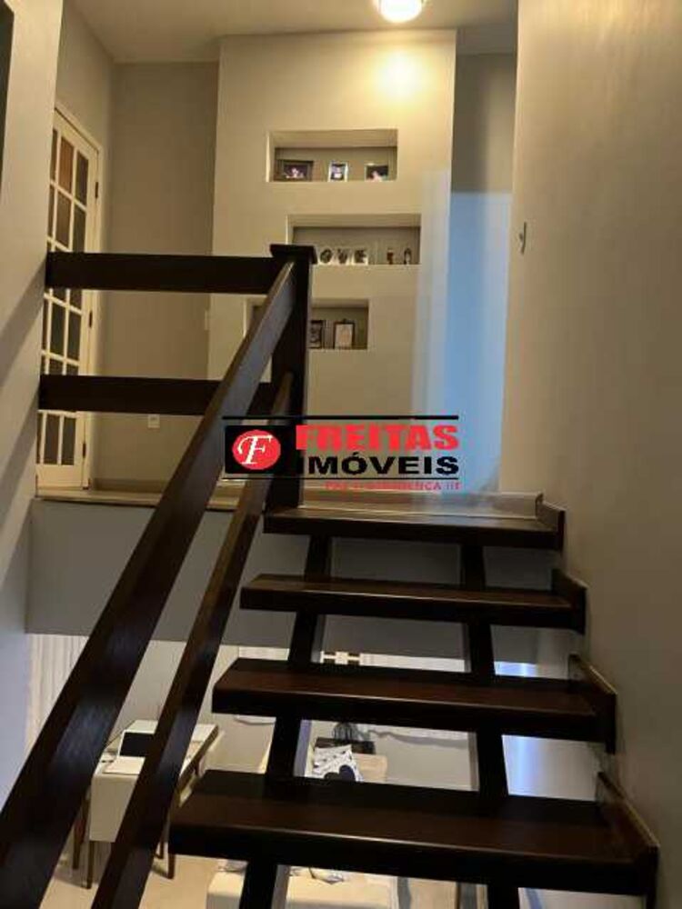 Casa, 3 quartos, 199 m² - Foto 9