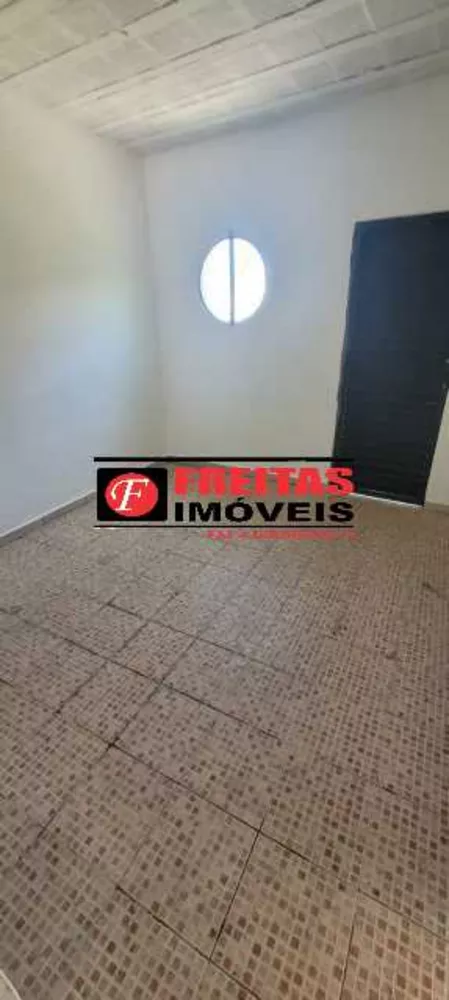 Casa, 1 quarto, 62 m² - Foto 1