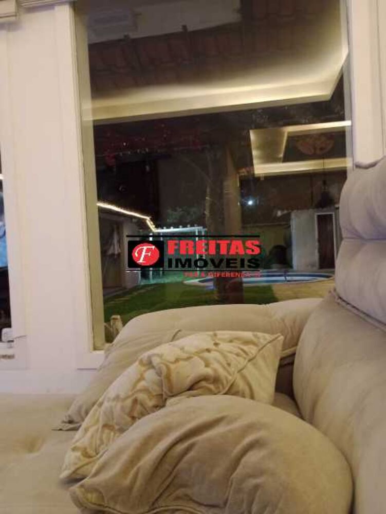 Casa, 3 quartos, 220 m² - Foto 8