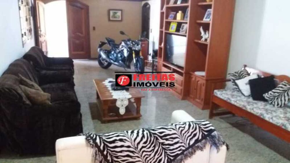 Casa, 3 quartos, 352 m² - Foto 7