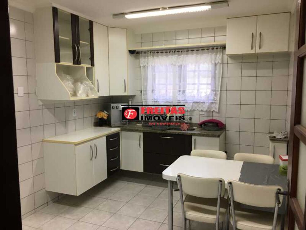 Casa, 3 quartos, 150 m² - Foto 8