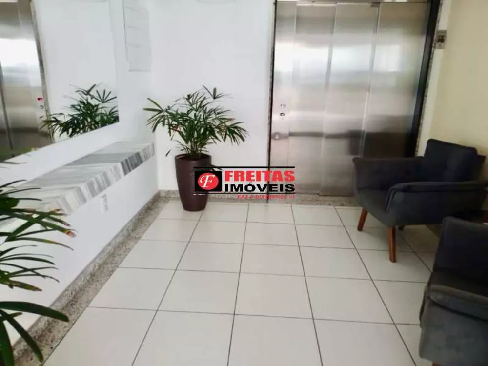 Cobertura à venda com 2 quartos, 100m² - Foto 22