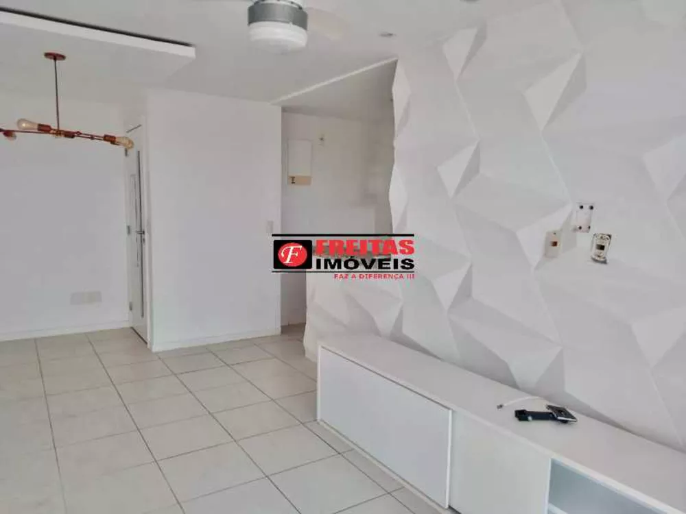 Cobertura à venda com 2 quartos, 100m² - Foto 2