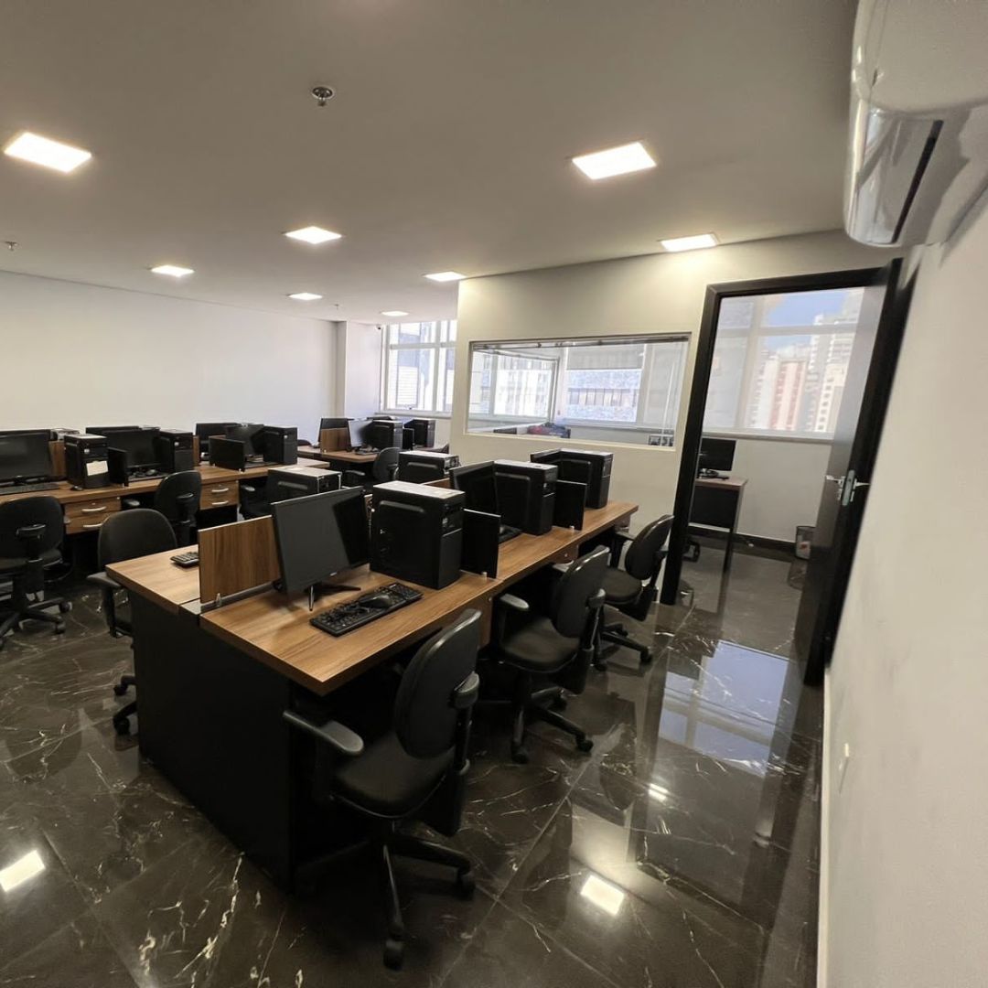 Imóvel Comercial Padrão à venda com 5 quartos, 157m² - Foto 6