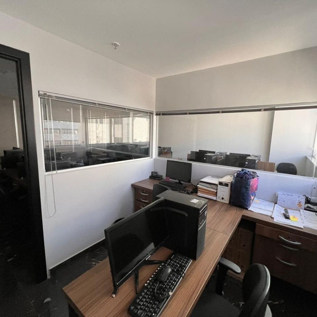 Imóvel Comercial Padrão à venda com 5 quartos, 157m² - Foto 2