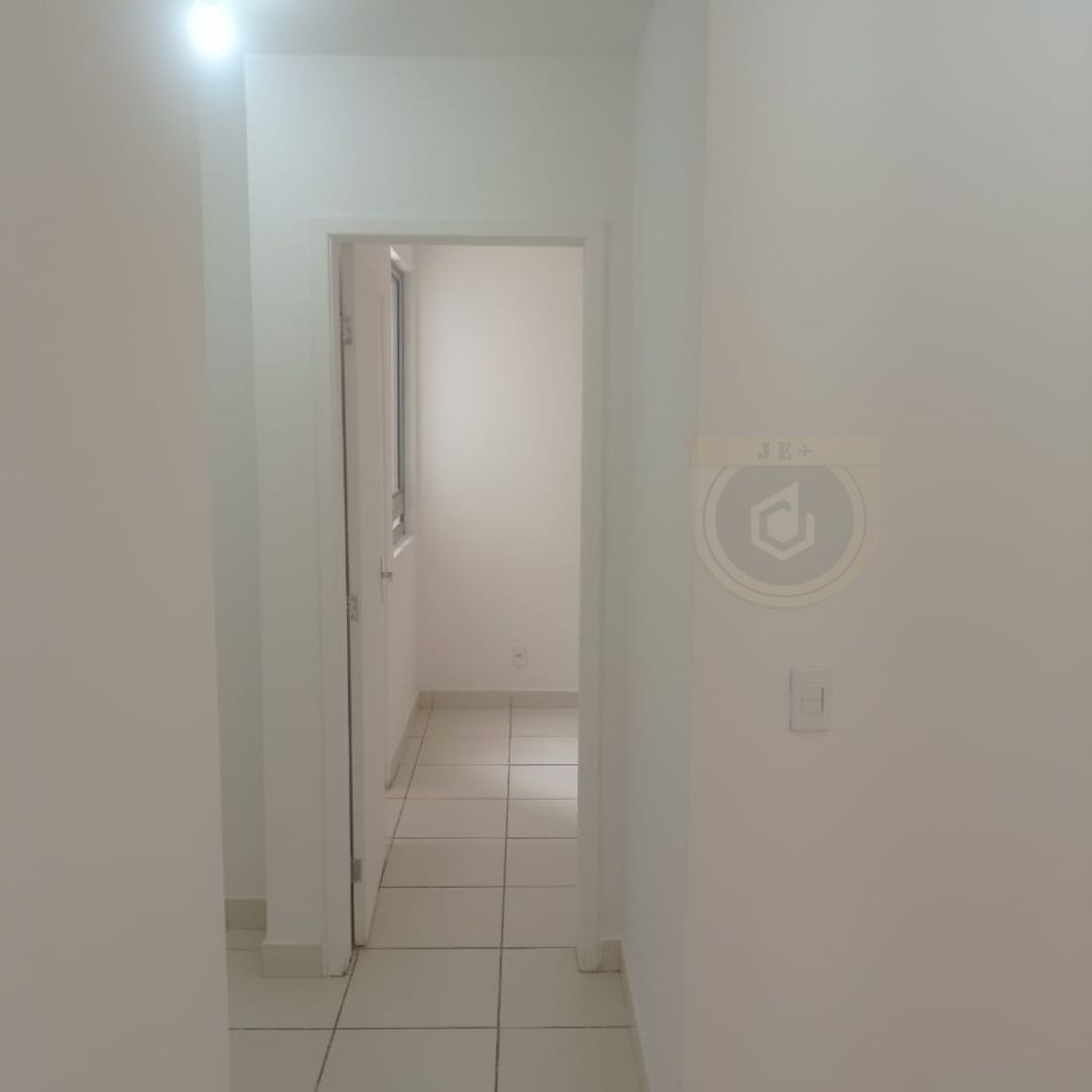 Apartamento à venda com 1 quarto, 47m² - Foto 2