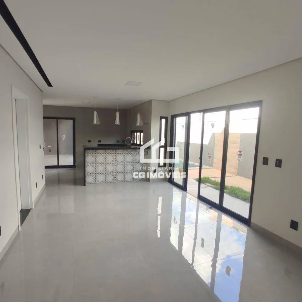 Casa, 3 quartos, 131 m² - Foto 3