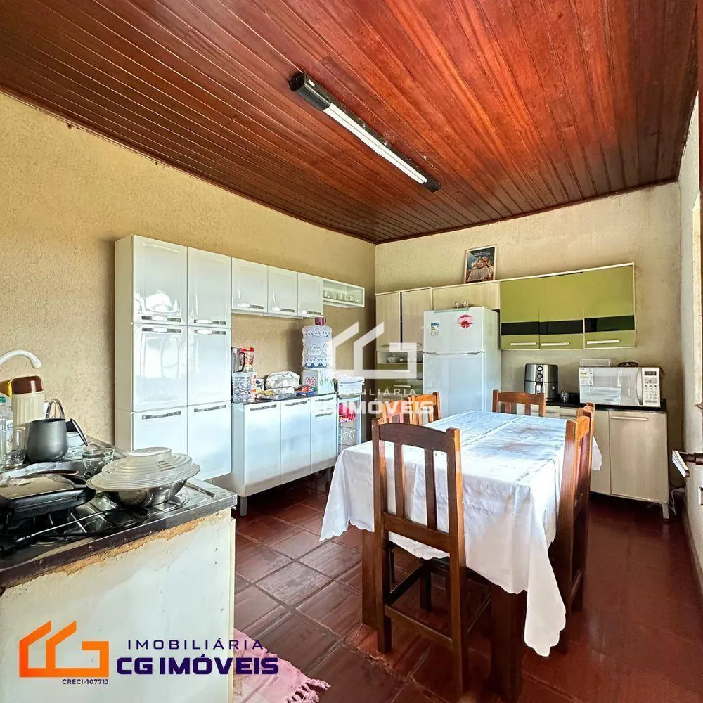 Casa, 3 quartos, 213 m² - Foto 3