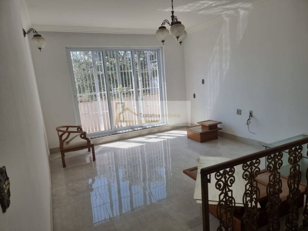 Casa, 4 quartos, 377 m² - Foto 1