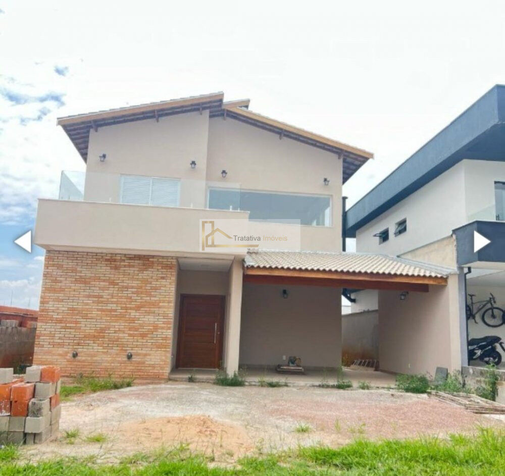 Casa de Condomínio à venda com 4 quartos, 300m² - Foto 1