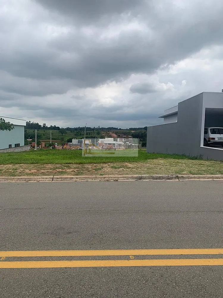 Terreno, 300 m² - Foto 1