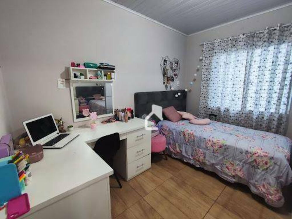 Casa à venda com 5 quartos, 170m² - Foto 8