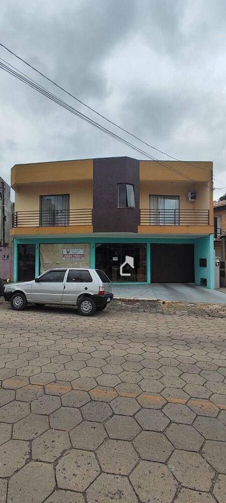 Sobrado à venda com 3 quartos, 450m² - Foto 2