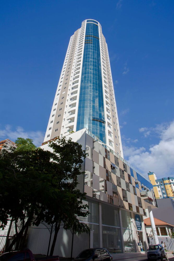 Cobertura à venda com 4 quartos, 257m² - Foto 2