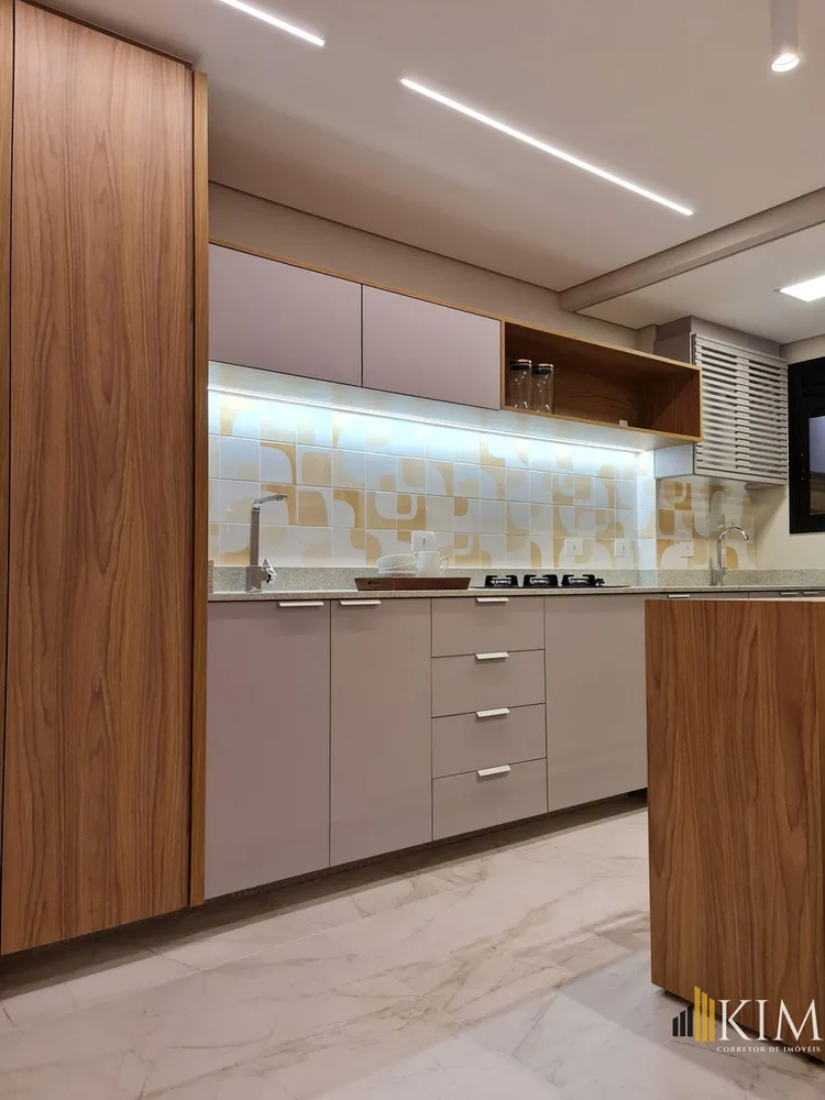 Cobertura, 3 quartos, 133 m² - Foto 2
