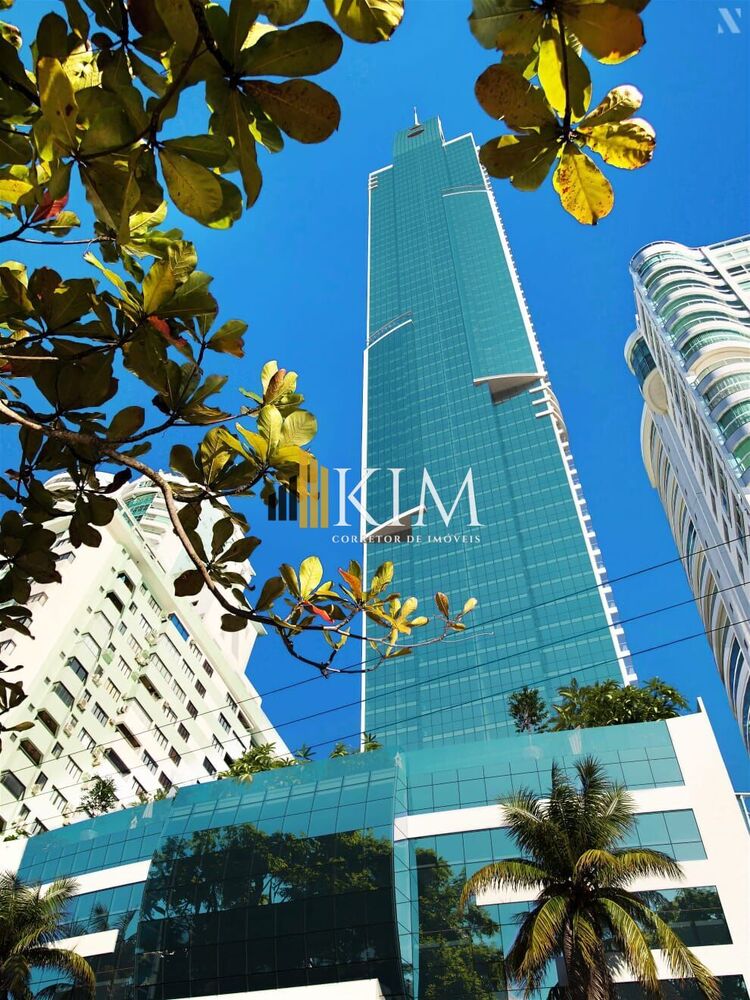 Apartamento, 4 quartos, 196 m² - Foto 1