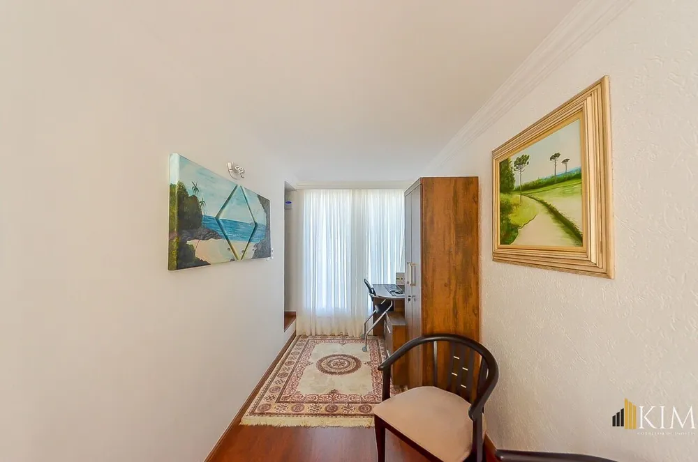 Casa, 3 quartos, 270 m² - Foto 8