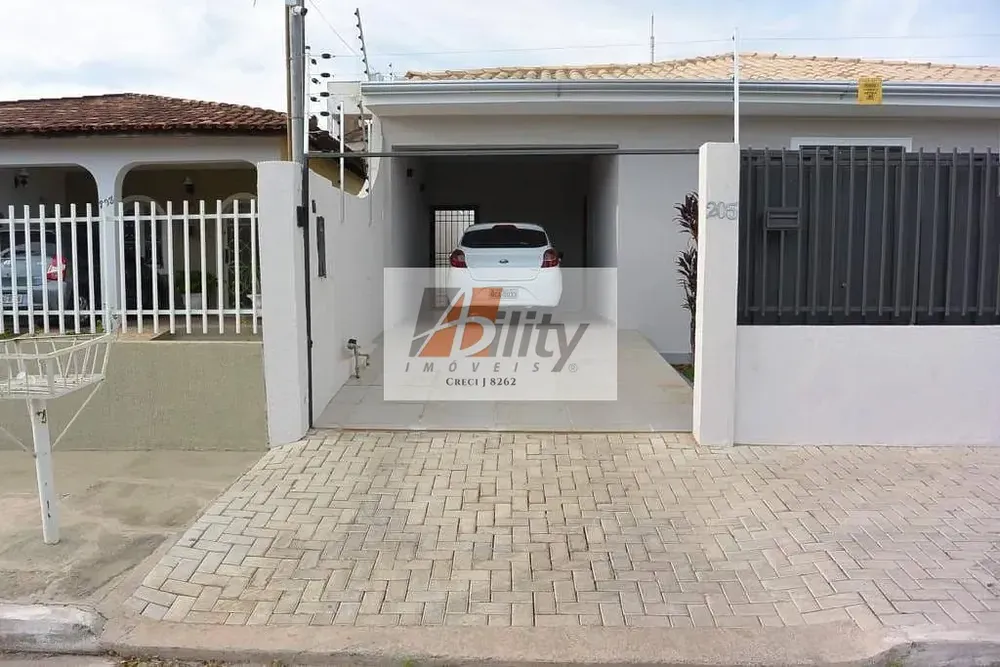 Casa, 3 quartos, 210 m² - Foto 2