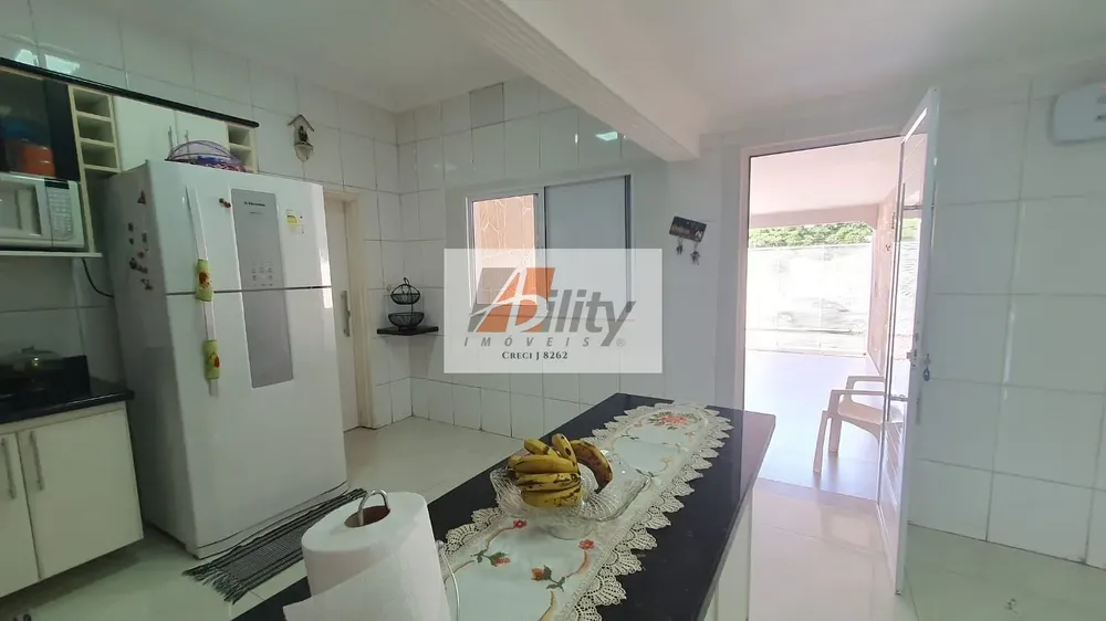 Casa, 3 quartos, 307 m² - Foto 8