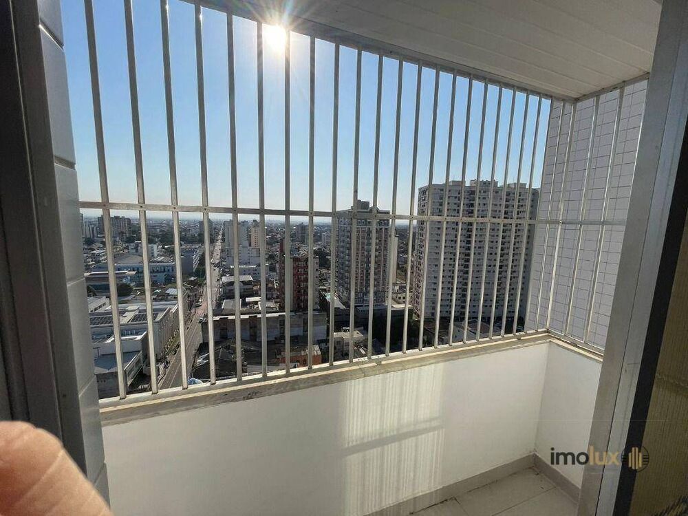 Apartamento à venda com 2 quartos, 80m² - Foto 1