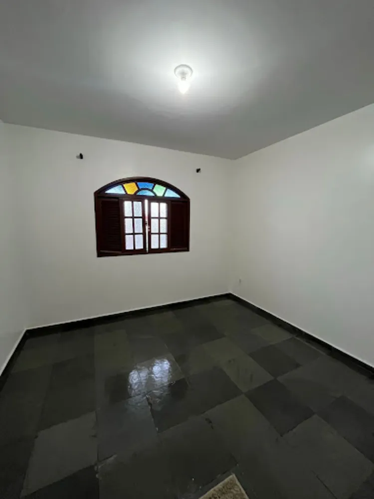 Casa, 4 quartos, 132 m² - Foto 2
