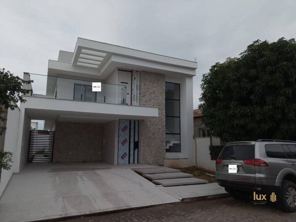 Casa à venda com 3 quartos, 230m² - Foto 1