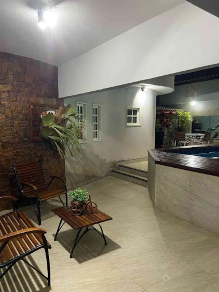 Casa, 3 quartos, 300 m² - Foto 11