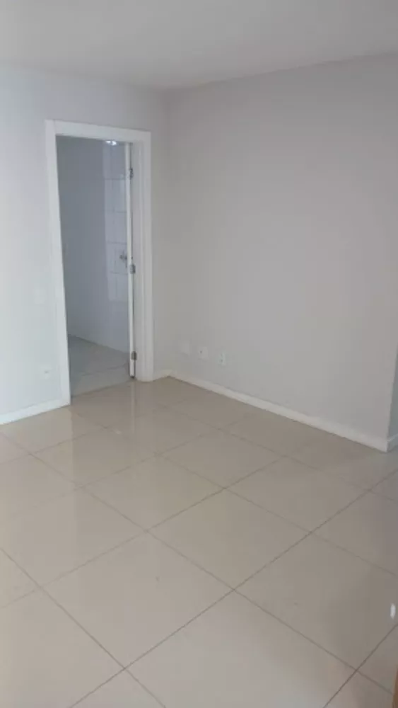 Apartamento, 3 quartos, 136 m² - Foto 2
