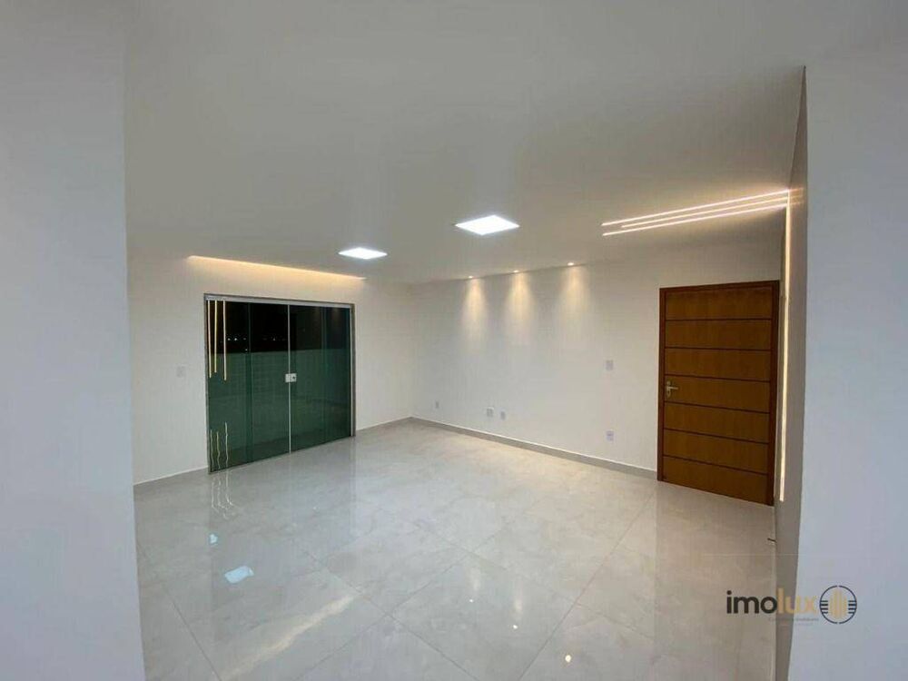Apartamento à venda com 3 quartos, 266m² - Foto 3