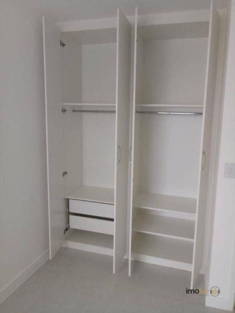 Apartamento à venda com 1 quarto, 45m² - Foto 2