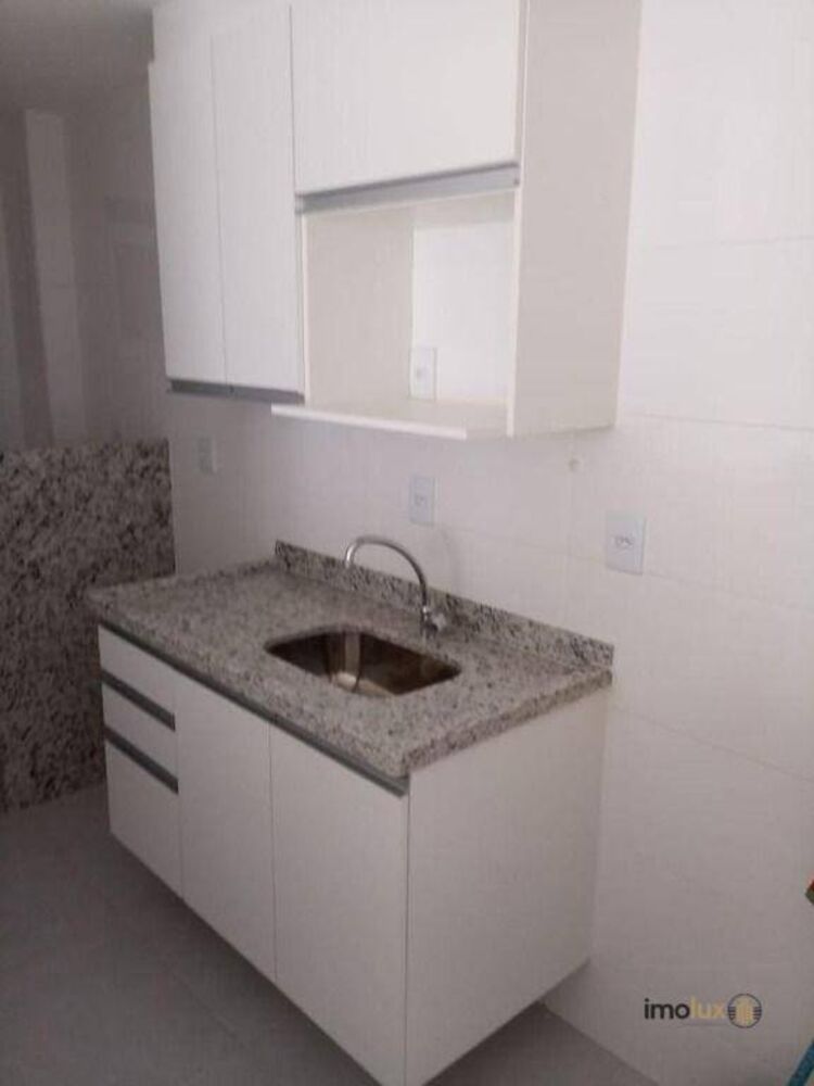 Apartamento à venda com 1 quarto, 45m² - Foto 1