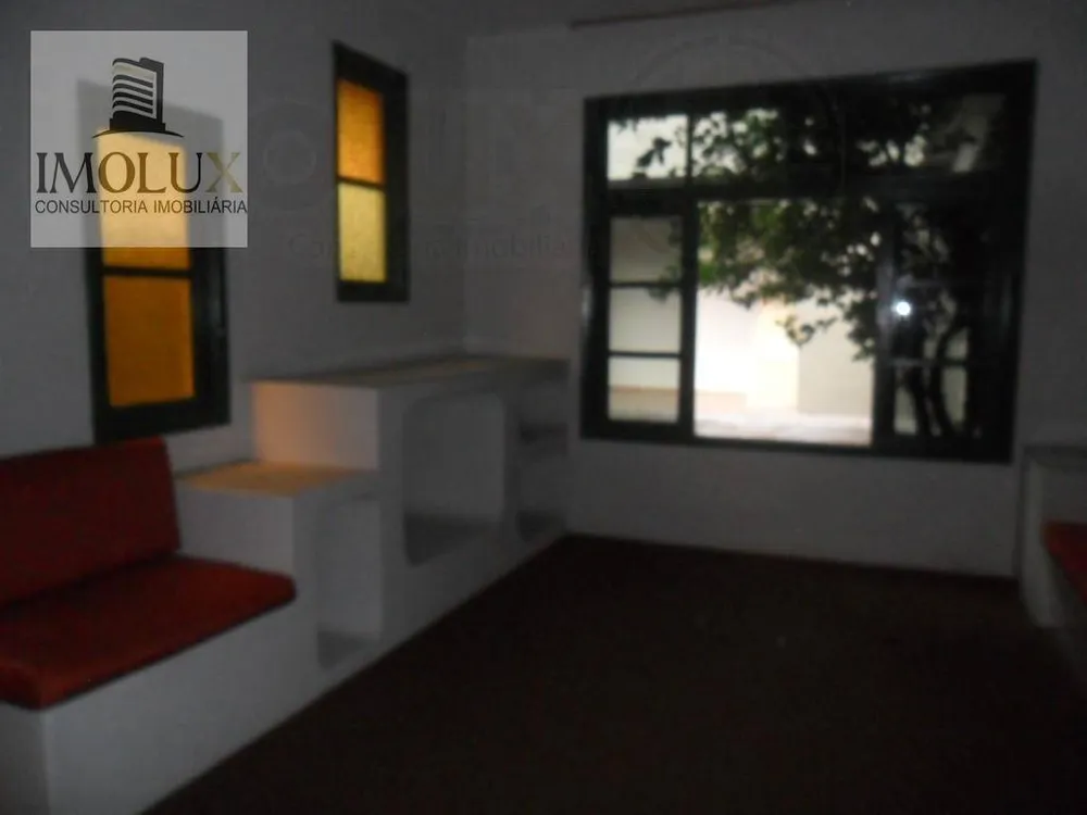 Casa, 4 quartos, 3180 m² - Foto 8