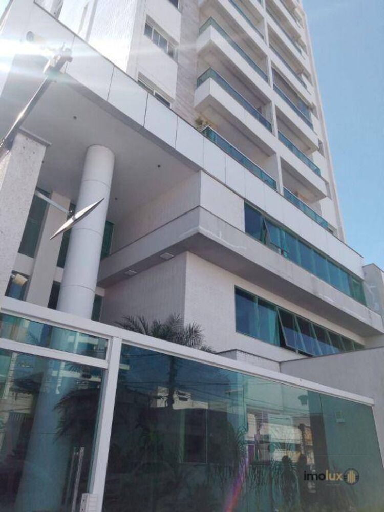 Apartamento à venda com 2 quartos, 70m² - Foto 1