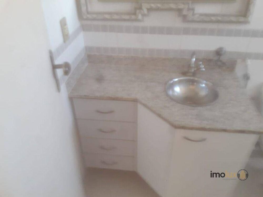 Apartamento para alugar com 2 quartos, 66m² - Foto 2