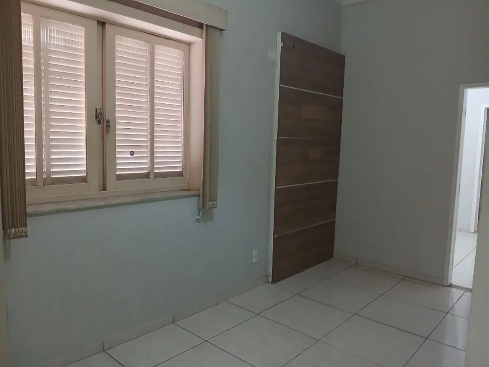 Casa, 5 quartos, 170 m² - Foto 2