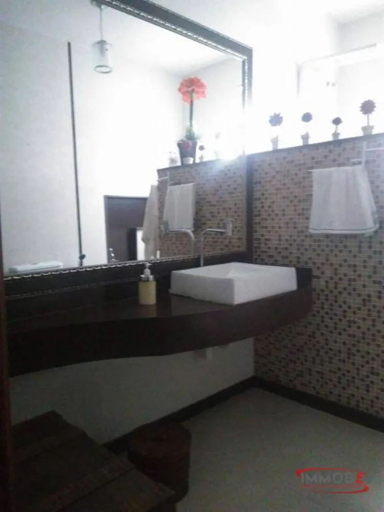 Casa, 3 quartos, 260 m² - Foto 11