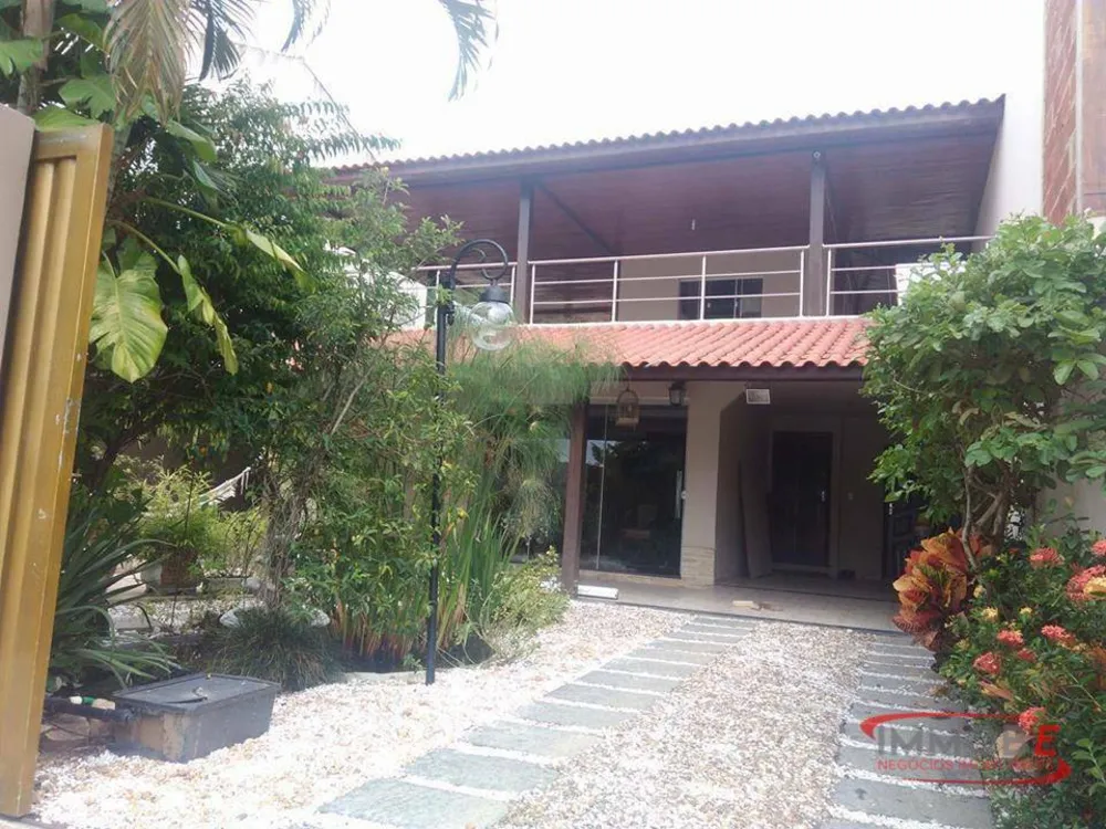 Casa, 3 quartos, 260 m² - Foto 1