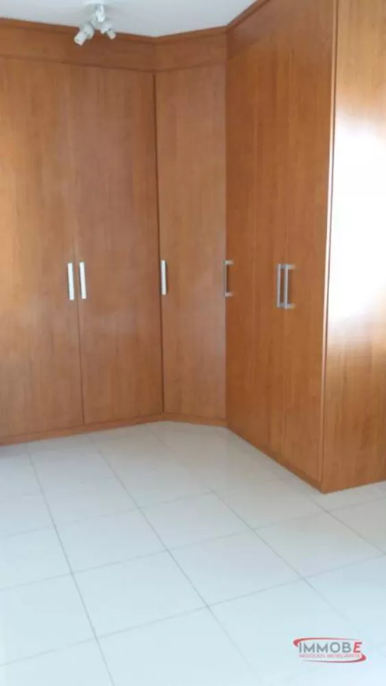 Apartamento, 3 quartos, 200 m² - Foto 18