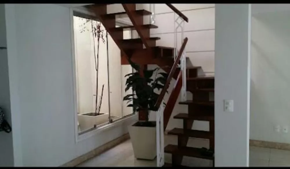 Casa, 5 quartos, 1 m² - Foto 31